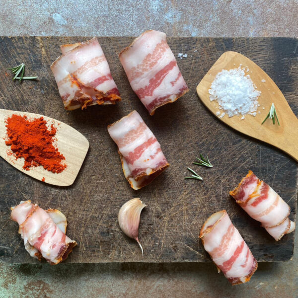 Organic extra cured bacon